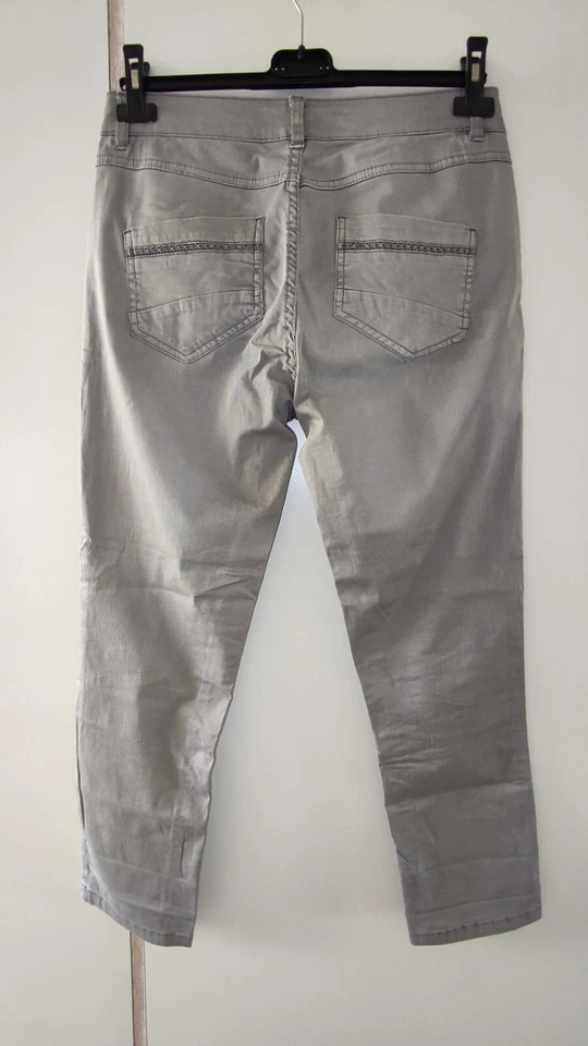 Damen Hose Multiblu Gr.36 Hell Grau 7/8 Länge Capri Ungetragen Sommer - Bild 4 von 4