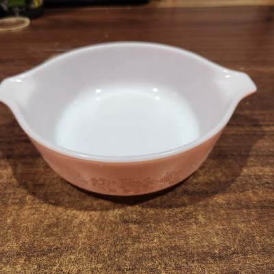 Vintage Pyrex 471   White Gooseberry Print on Pink   1 Pint Casserole USA Clean