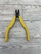 Lindstrom 8140 Diagonal Cutting Nipper - Micro Bevel