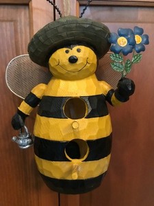 Cracker Barrel Bumblebee Birdhouse NIB Rare