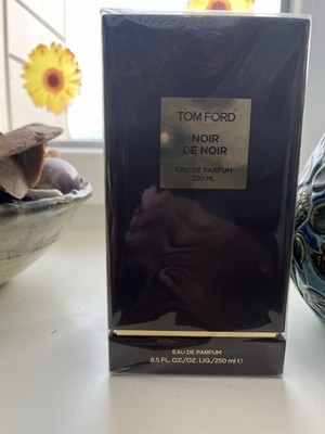 Tom Ford Noir de Noir EDP 250 ML 