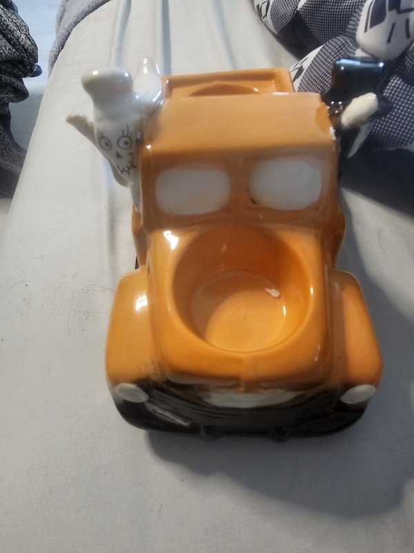 Halloween Yankee Candle Boney Truck Till Death Do Us Part Votive Holder boxed
