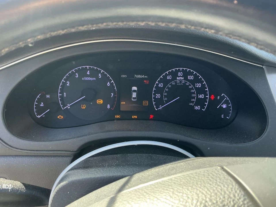 Radiator Sedan Fits 12-14 GENESIS 822033 - Image 2 of 4