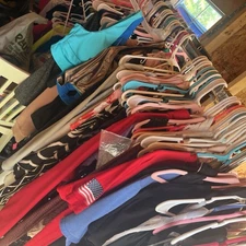 100 Junior Clothing Items Mix Of Brands And Sizes