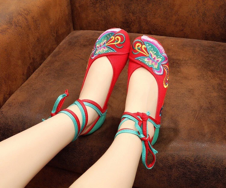 Mujeres Chino Bordado Floral Zapatos Planos Retro Algodón Floral Mary Jane Cómodos Foto 4 de 4