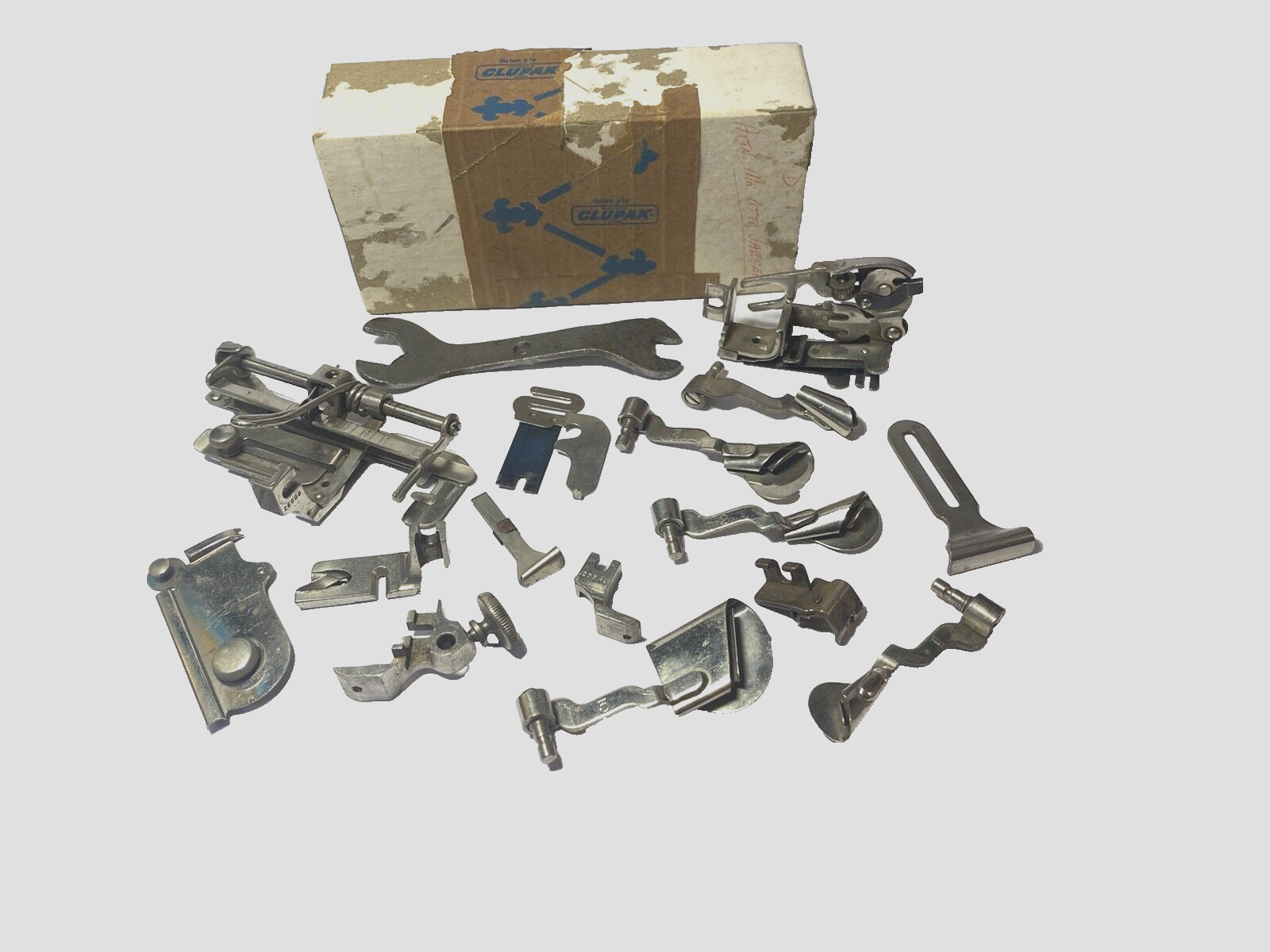 A Set of Vintage Sewing Machine Attachments As Shown eBay