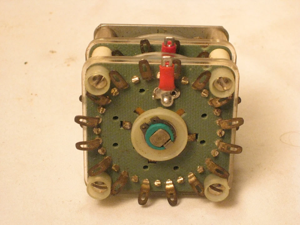 CUTLER HAMMER Interruptor de control Shallcross giratorio? 7940 2N50A16-2-DW Foto 3 de 4