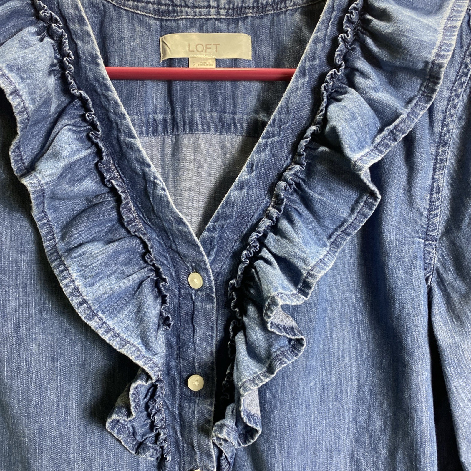 LOFT Blue Chambray Ruffle Button-Front Blouse Sma… - image 2