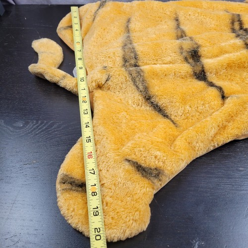 Gund Disney Classic Pooh Tigger Plush Blanket Lovey Rug Mat 23" x 20” Vintage - Picture 6 of 18