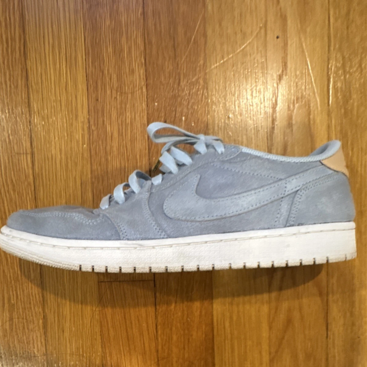 Preços baixos em Jordan 1 Retro OG Premium Low Ice Blue | eBay