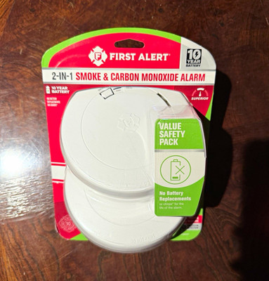 First Alert 2-in-1 Smoke & Carbon Monoxide Alarm, 10-Year Battery, White