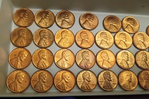 Lot  of 34 Mixed Date BU/AU UNC Wheat Cents ALL RED WITH DEEP MINT LUSTER