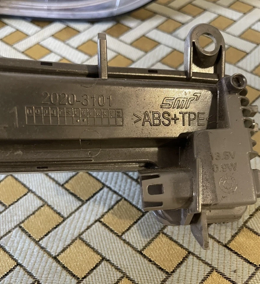 Sinais de seta espelho lateral esquerdo e direito BMW OEM M235i F22 F30 F32 F87 - 2 peças - Imagem 4 de 4