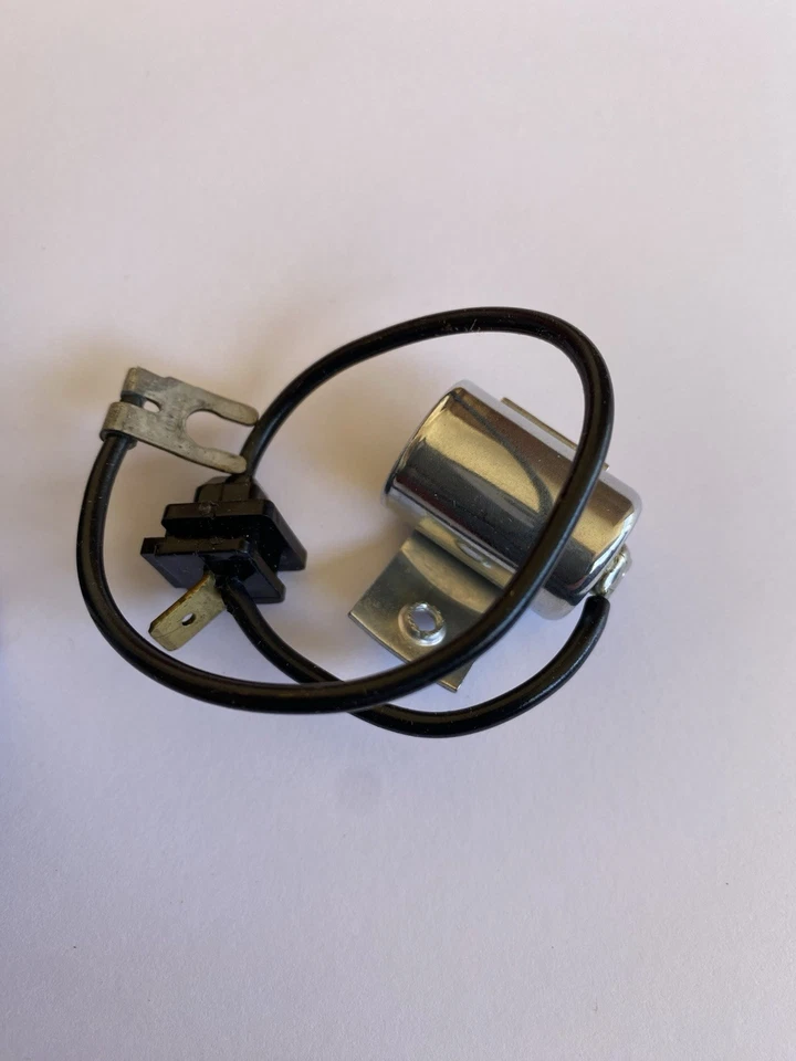 GENUINE HOLDEN IGNITION CONDENSER BOSCH 6CYL HK-HZ / LC-UC VS10845 NOS - image 2 of 4