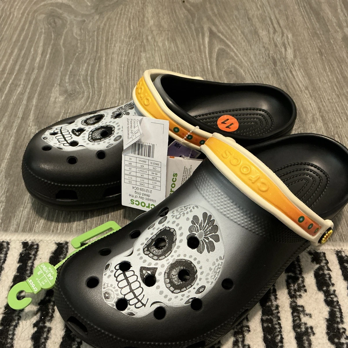 Crocs Day Of The Dead Classic‎ Clogs Skull 212109-0C4 Dia De Muertos Men’s Sz 11 CROCS Day of The Dead Classic Clog 212109-0C4 - Shiekh main image 2
