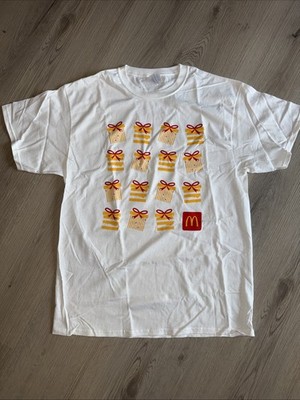 Limited Edition McDonald s Holiday Tshirt Size Large New