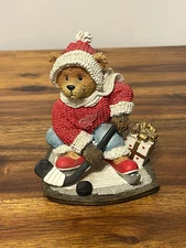 Detroit Red Wings Hockey Bear Figurine The Memory Company 2002 Resin 4" Tall 