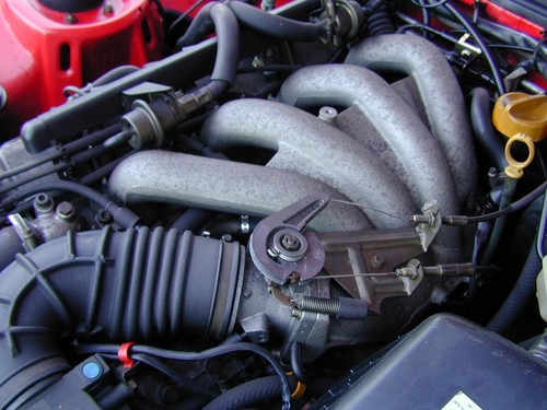PORSCHE 944 2.7 LHD - AIR CON - ULTRA LOW MILES!!! - Picture 5 of 12