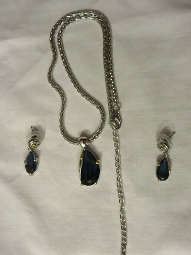 Blue Sapphire Necklace & Earring Set - Picture 3 of 11
