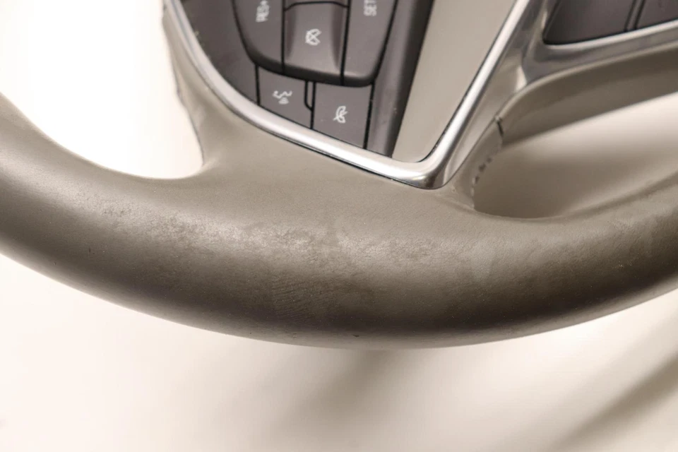 2017 CADILLAC XT5 STEERING WHEEL TAN LEATHER W/ SWITCHES & HEATED OEM Foto 3 de 4