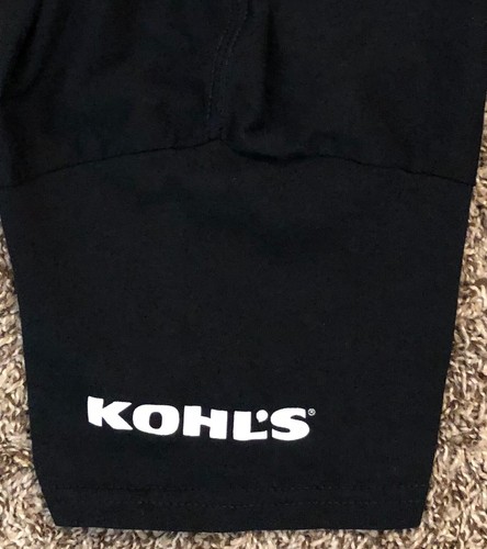 T-shirt nera Kohl's Give With All Your Heart Ornaments taglia media - Foto 3 di 5