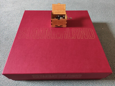 DOOL - Summerland - Deluxe Box Set inkl. Music Box, Violet Black Mar. 2LP u. a. 