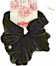 Scunci Black Velvet Scrunchi Pearl Buttons 34170
