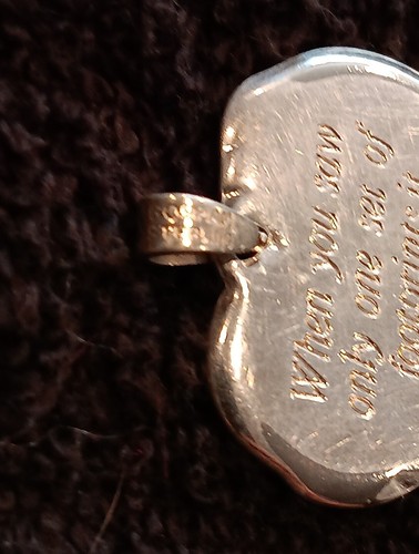 Gorham Sterling Silver & Gold Overlay Heart Pendant Footprints In The Sand - Picture 7 of 13
