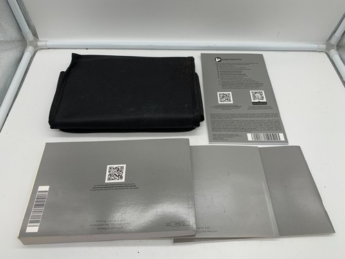2022 Nissan Kicks Sedan Owners Manual Set with Case OEM A04B38018 - Picture 7 of 8