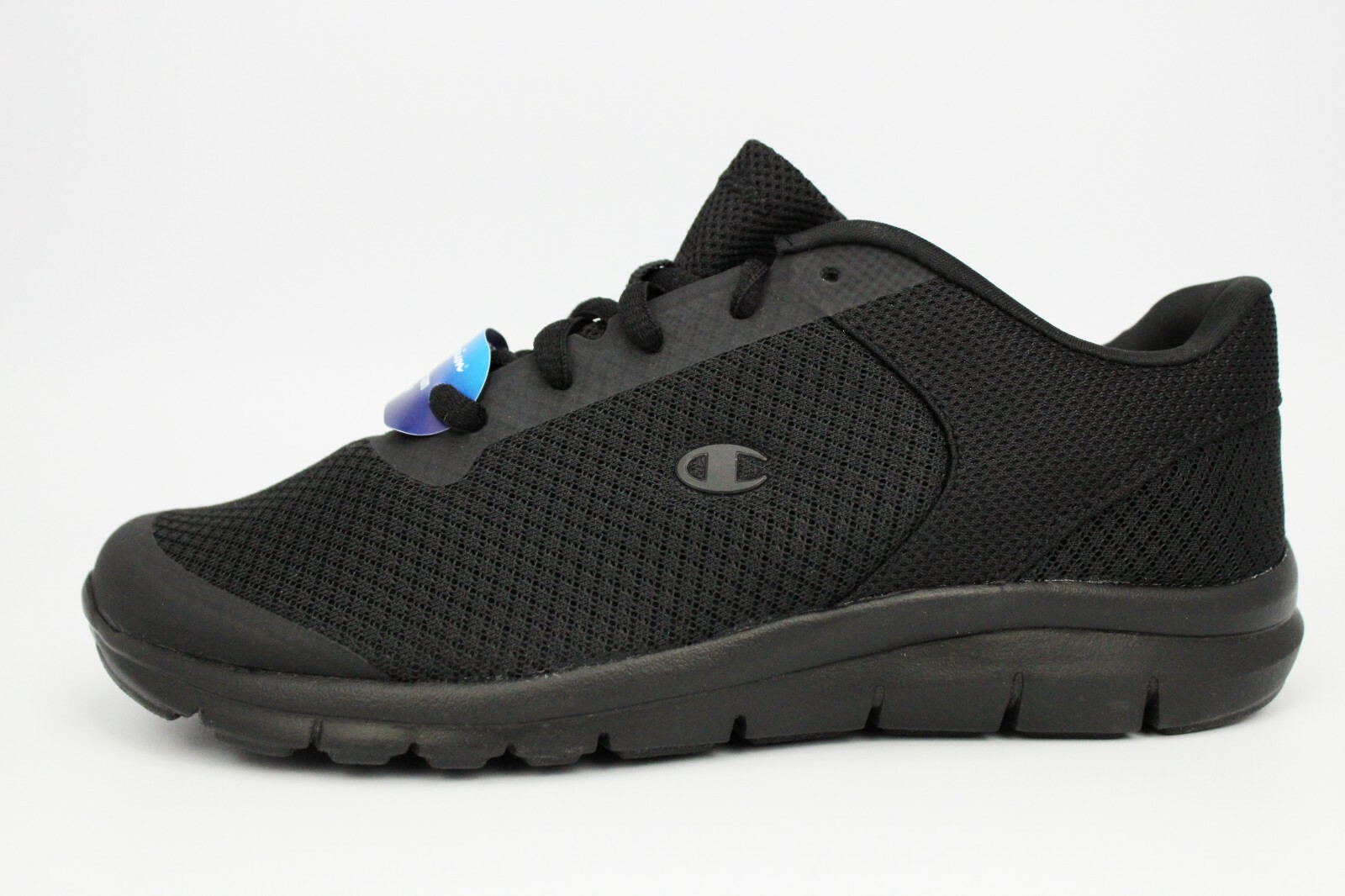 champion women's gusto cross trainer white