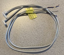 Lot of 2 SMC D-M9PV Magnetic Switches DM9PV PNP 3-Wire Solid State New