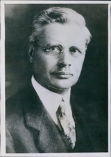 News Thoroughly Westernized Asian Government Official Politics 5X7 Press Photo