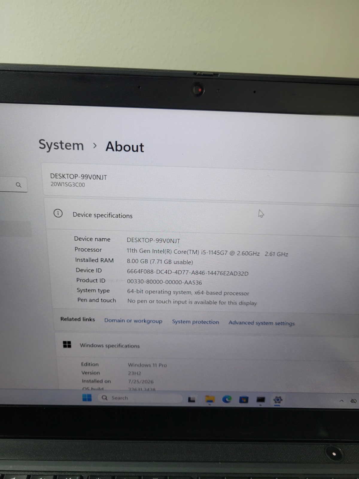 Lenovo ThinkPad T14, 14-Inch Laptop, with Intel Core i7 10th Gen., 256 GB SSD (Solid State Drive), Windows 11 Pro