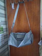 Świetna szara torba weekendowa Venchin, podróżna, wakacyjna torba zapięcie na zamek błyskawiczny i uchwyt do przenoszenia