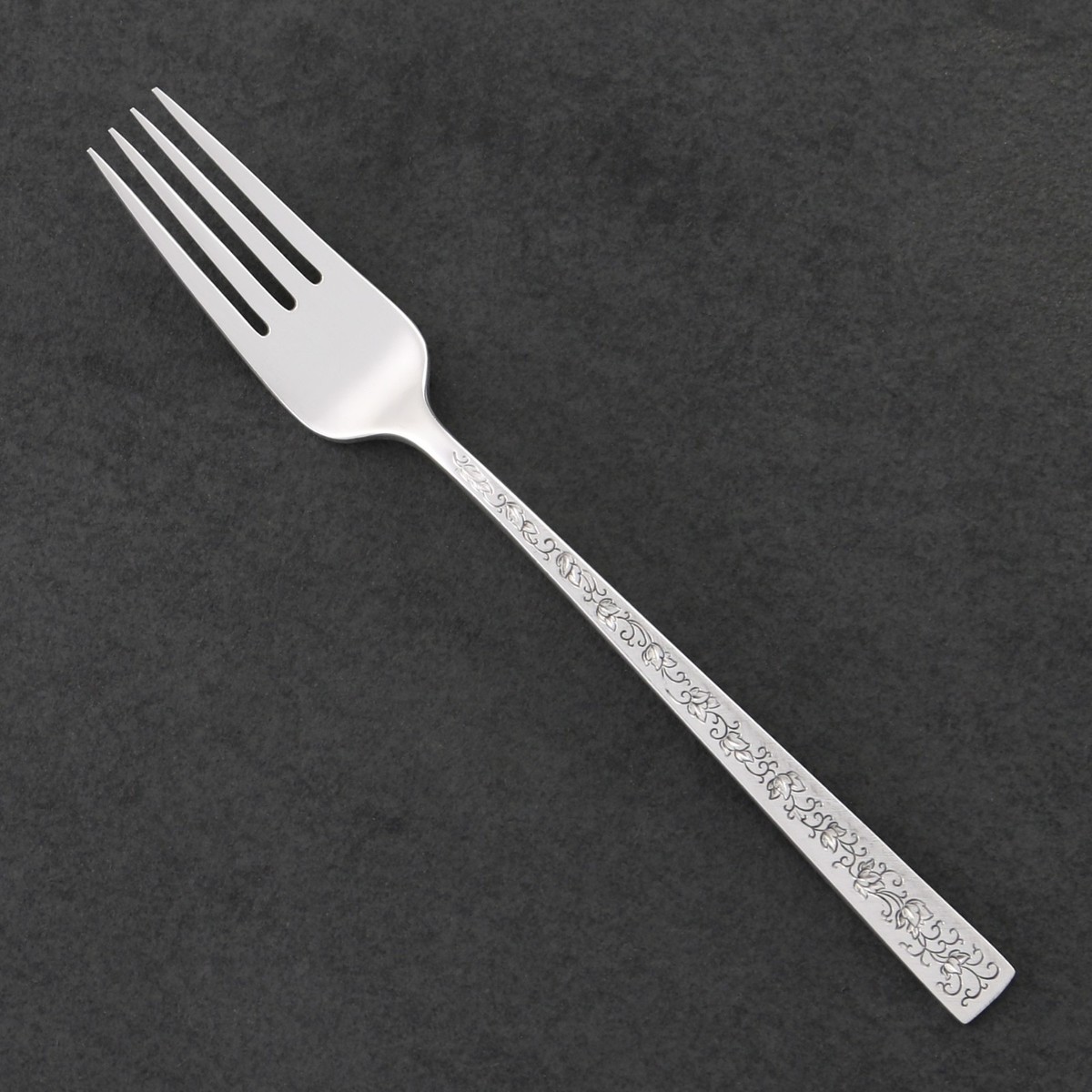1847 Rogers Bros SILVER LACE International 1968 Silverplate CHOICE