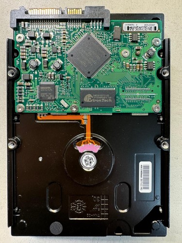 SEAGATE ST3200826AS 9Y7389-510 200GB Firmware 3.03 Code 06212 SATA 3.5" HDD - Picture 3 of 6