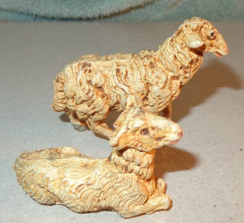 2 VECCHIE STATUINE VINTAGE PRESEPE COMPOSITO O PLASTICA PRESEPE PECORA AGNELLO - Foto 3 di 5