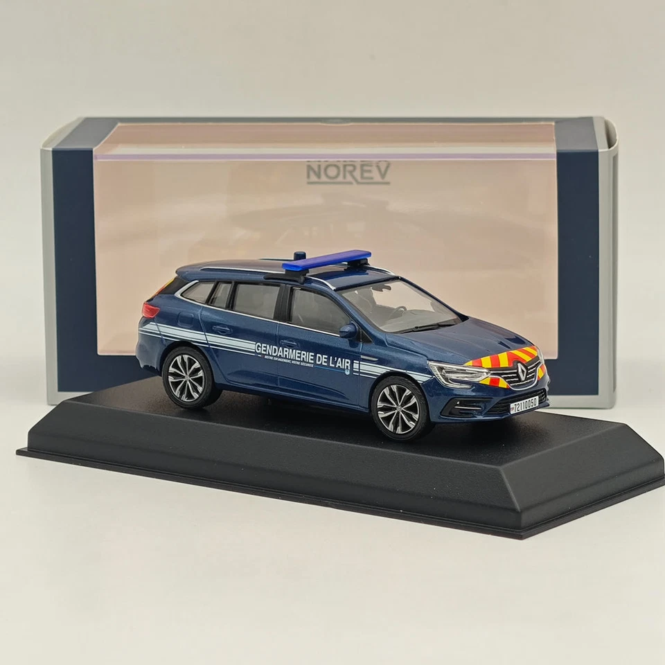 Norev 1/43 Renault Megane Estate GENDARMERIE DE L'AIR 2022 Blue Diecast Model - Image 3 of 4