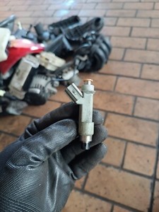 Original Einspritzdüse Einspritzventil Citroen C1 Peugeot 107 Aygo 23250-0Q010