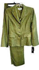 Le Suit Pant Suit Size 10 Green Tie Jacket Lined New With Tags