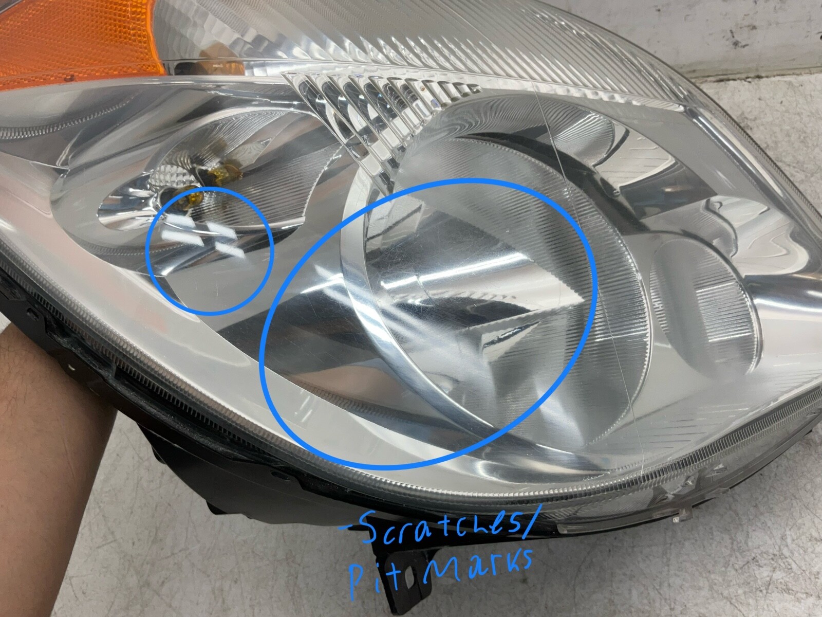 Mercedes-Benz SPRINTER 906 Front Right Headlamp Unit A9068201661  