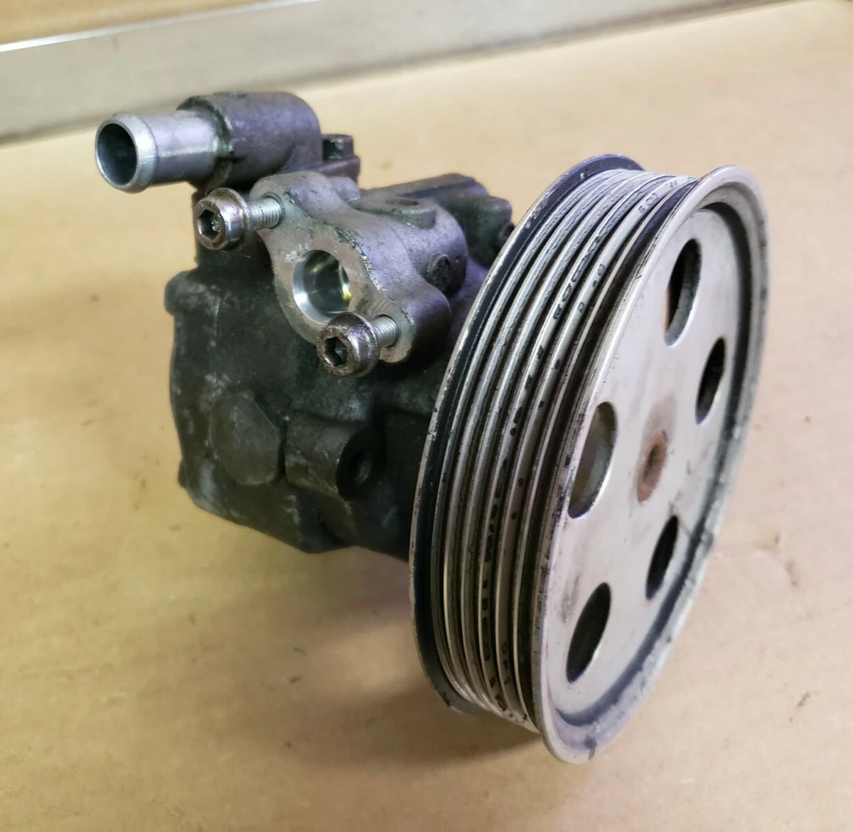 Audi a4 power steering pump deals