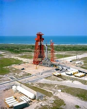 AERIAL VIEW OF LAUNCH COMPLEX 14 WITH FAITH 7 AT PAD - 8X10 NASA PHOTO (EP-158)