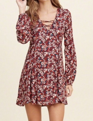 Hollister Women Medium Floral Lace Up 