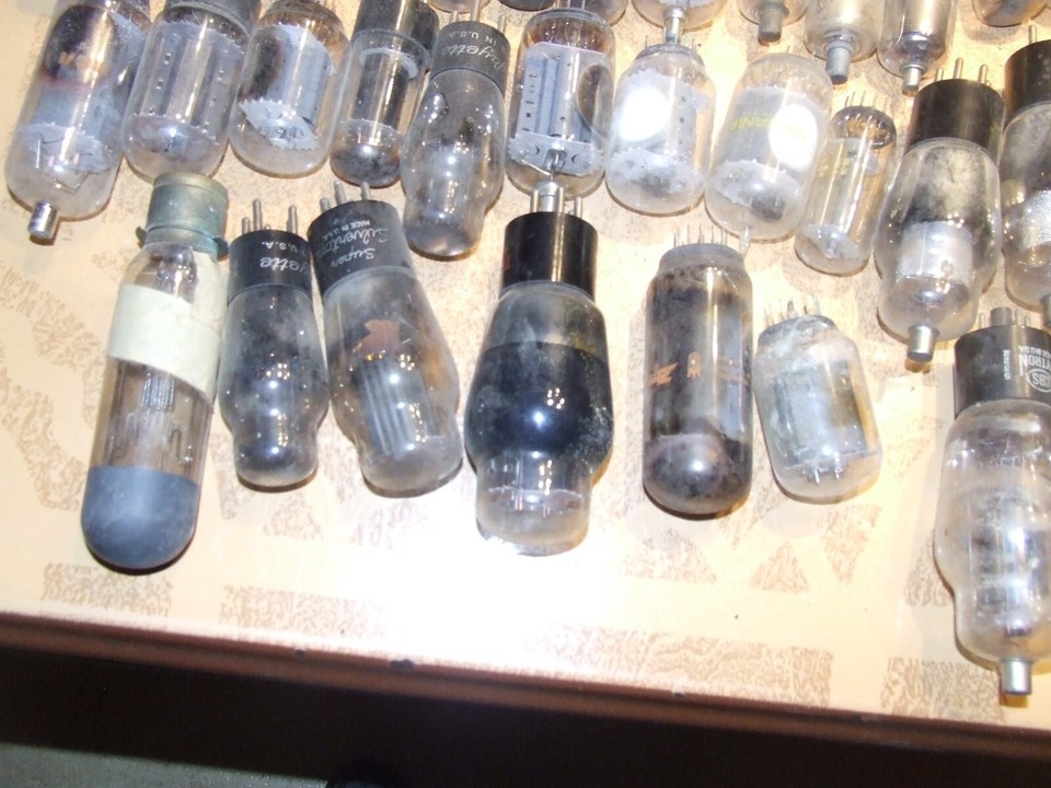 Lot Of 365+ Vintage TV and Radio etc Vacuum Tubes plus Vintage Tube