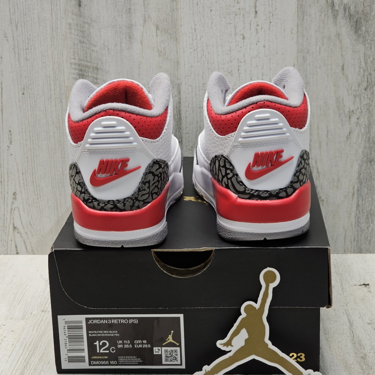 NIKE Air Jordan 3 Retro 赤/白 箱付き25.5cm AIR JORDAN 3