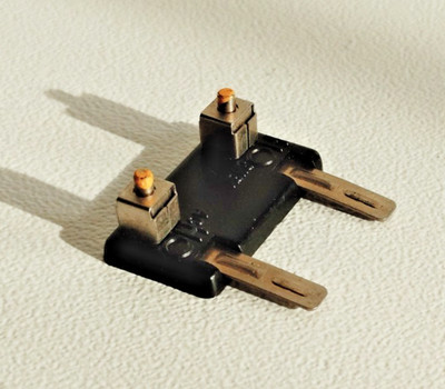 Hornby acHO HO Anschlussplatte für Hornby Trennschienen 1/87 1:87