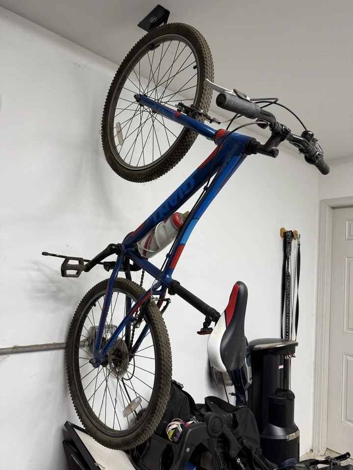 Giant XTC Mountain Bike (Red, White & Blue ) 24 - Image 4 of 4