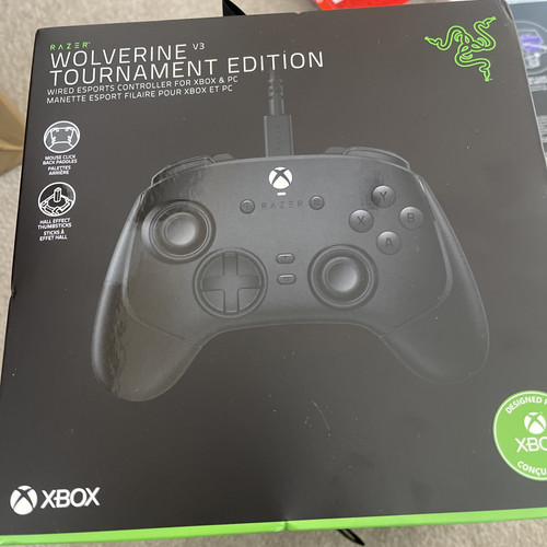 Razer Wolverine V3 Tournament Edition Wired XBOX Controller New