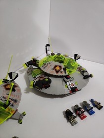 Vintage LEGO Set 6975 Space Alien Avenger  W/ 6999 Cyber Saucer 100% Complete